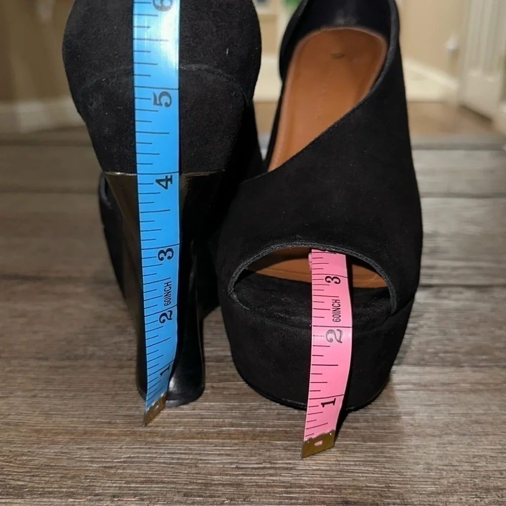 Leifsdottir Katarina Sculptural Inverted Wedge